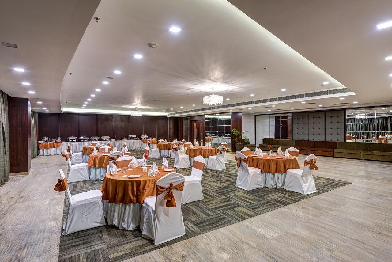 The Fern Residency Galaxy Mall Burnpur Dış mekan fotoğraf